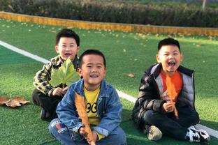 天津名宿韩燕鸣：能让更多孩子喜欢上足球，也算为中国足球做贡献